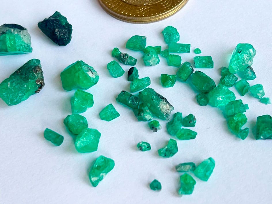 50 rough Colombian emeralds