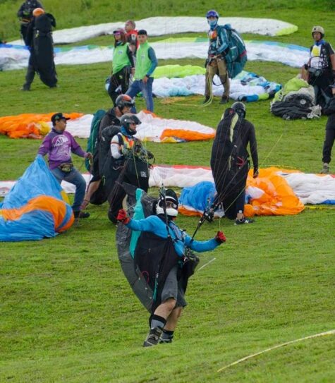 Paragliding Roldanillo